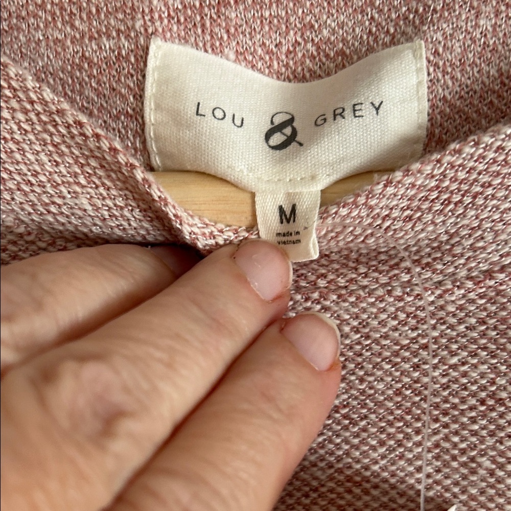 Lou & Grey antique red/ red pink. Crewneck top. NWT. Med. - Picture 3 of 9